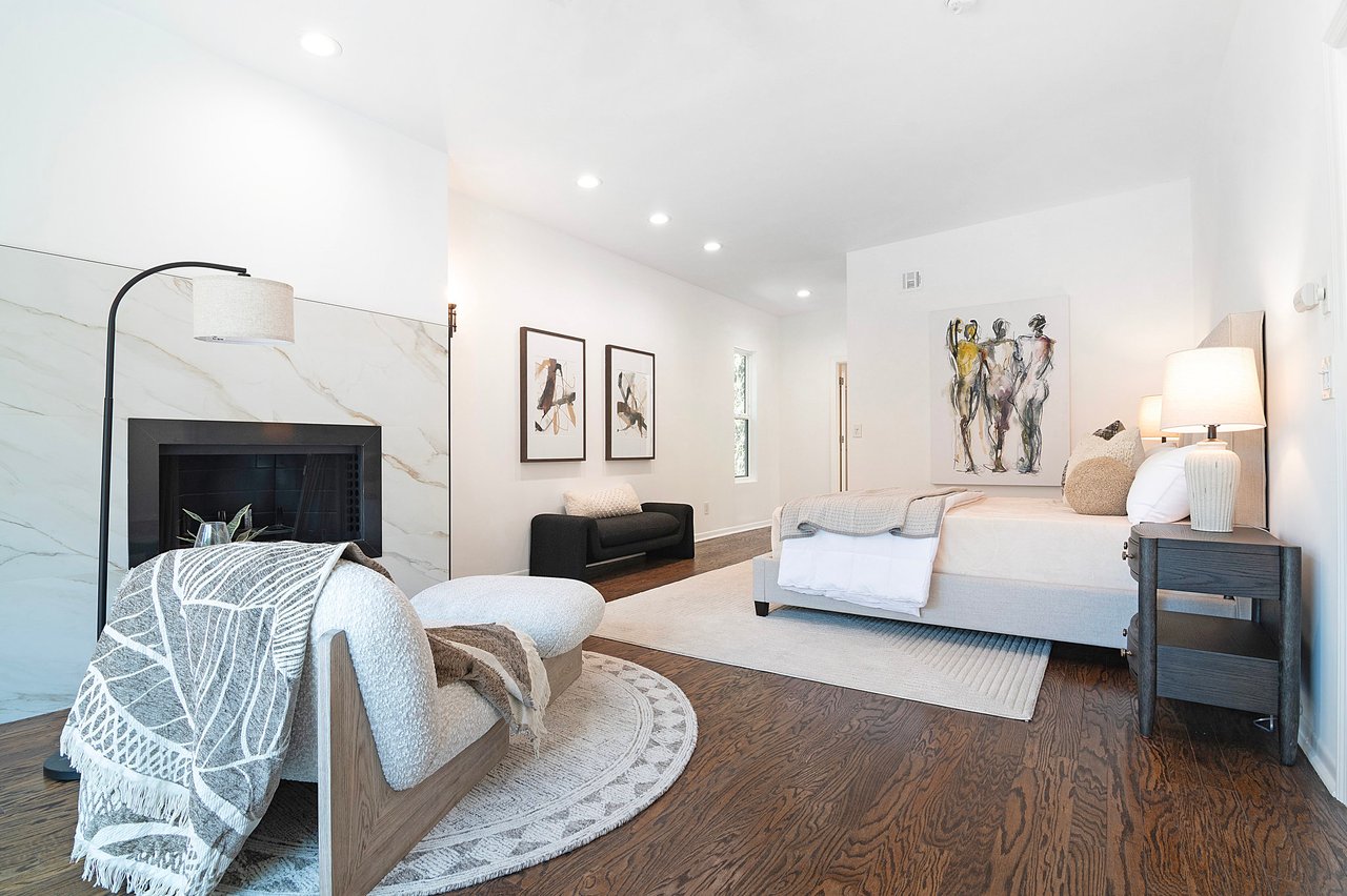 8155 Willow Glen Rd.