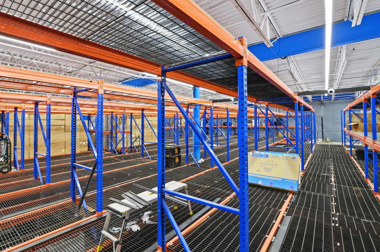 Cannabis-Approved Industrial Opportunity | 10,000 SF