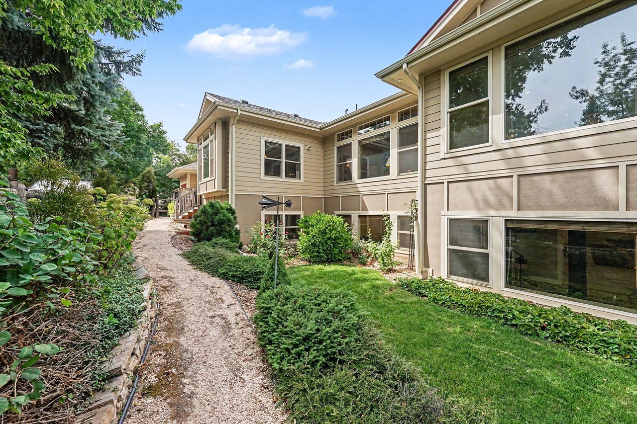 4918 Hinsdale Drive