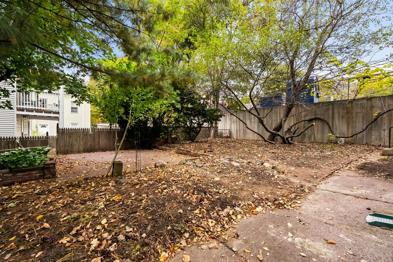 30 Walnut St, Somerville