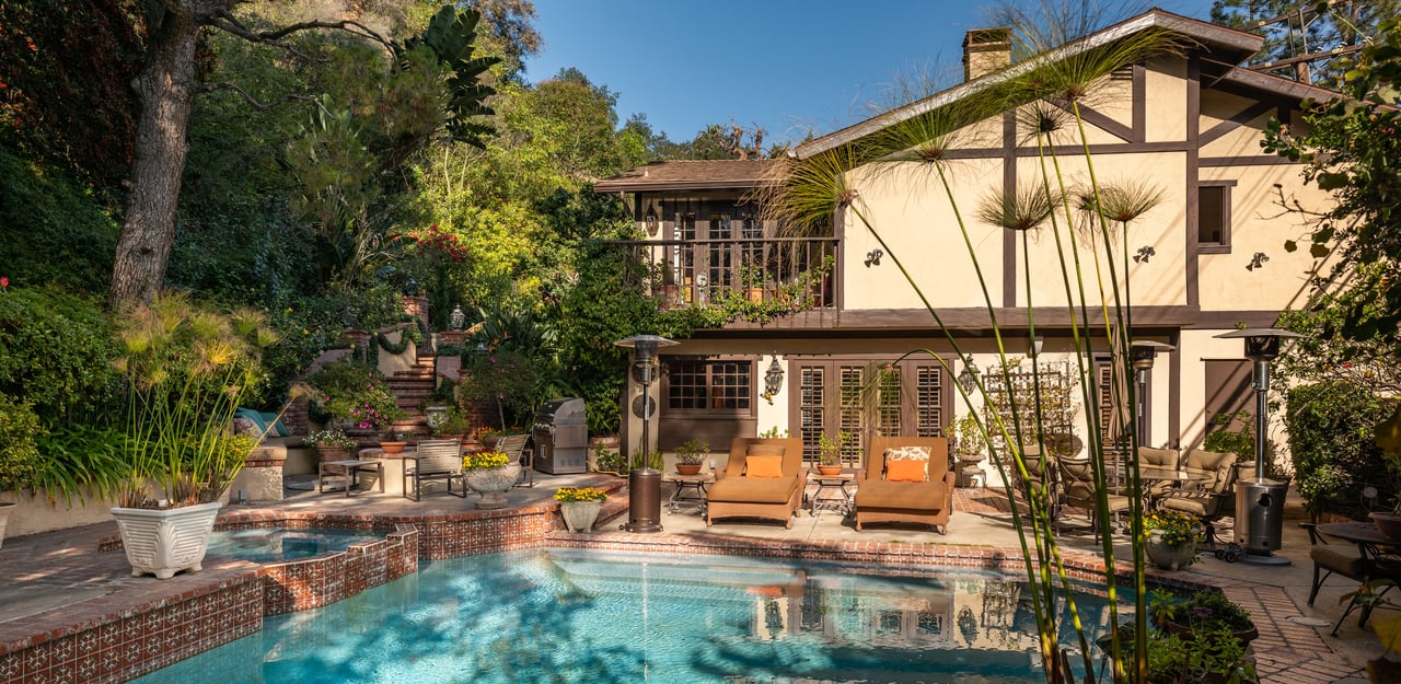 9415 Cherokee Ln, Beverly Hills