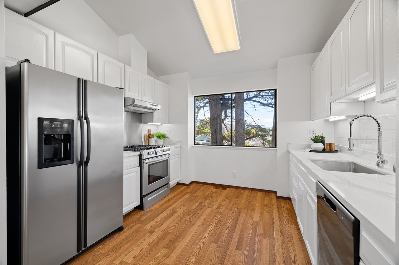 207 Beverly Pl