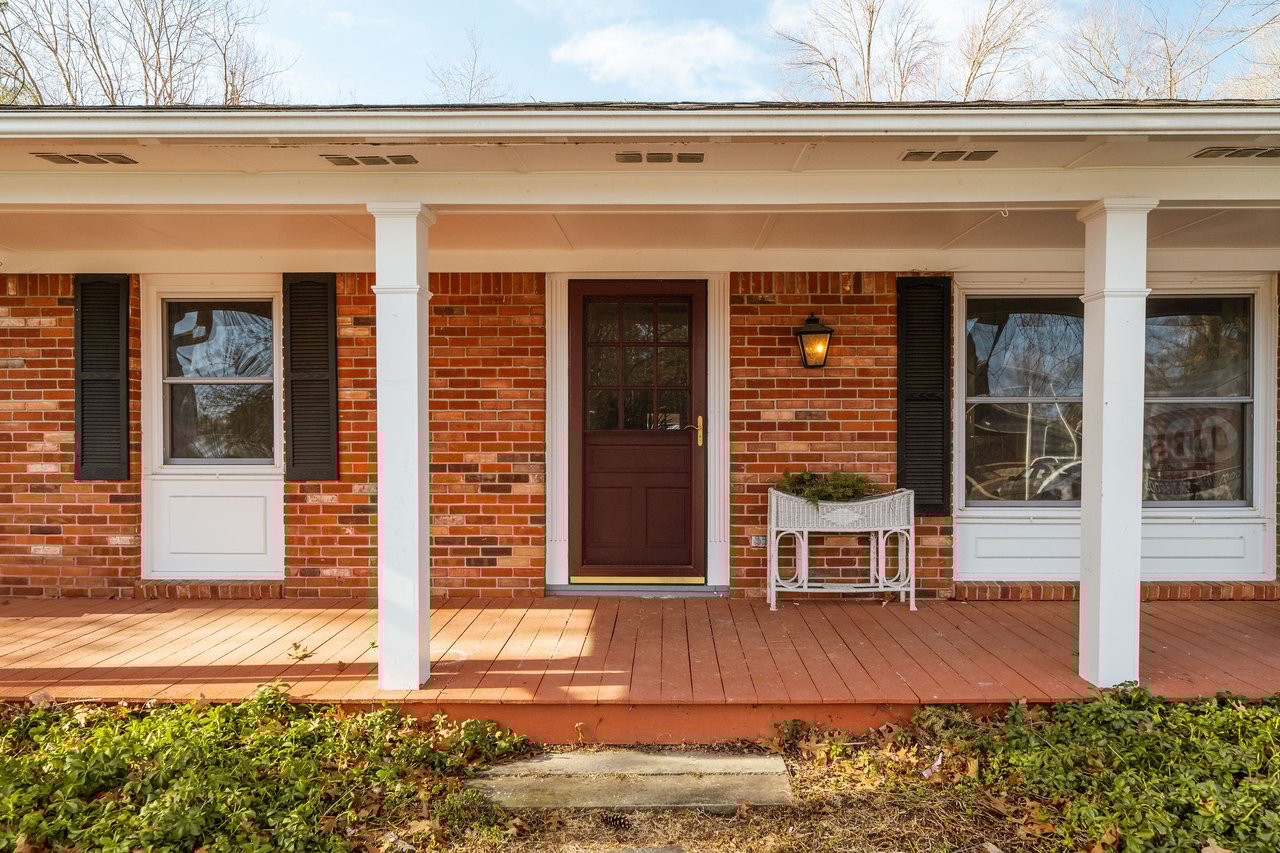 42 Kerry Ln