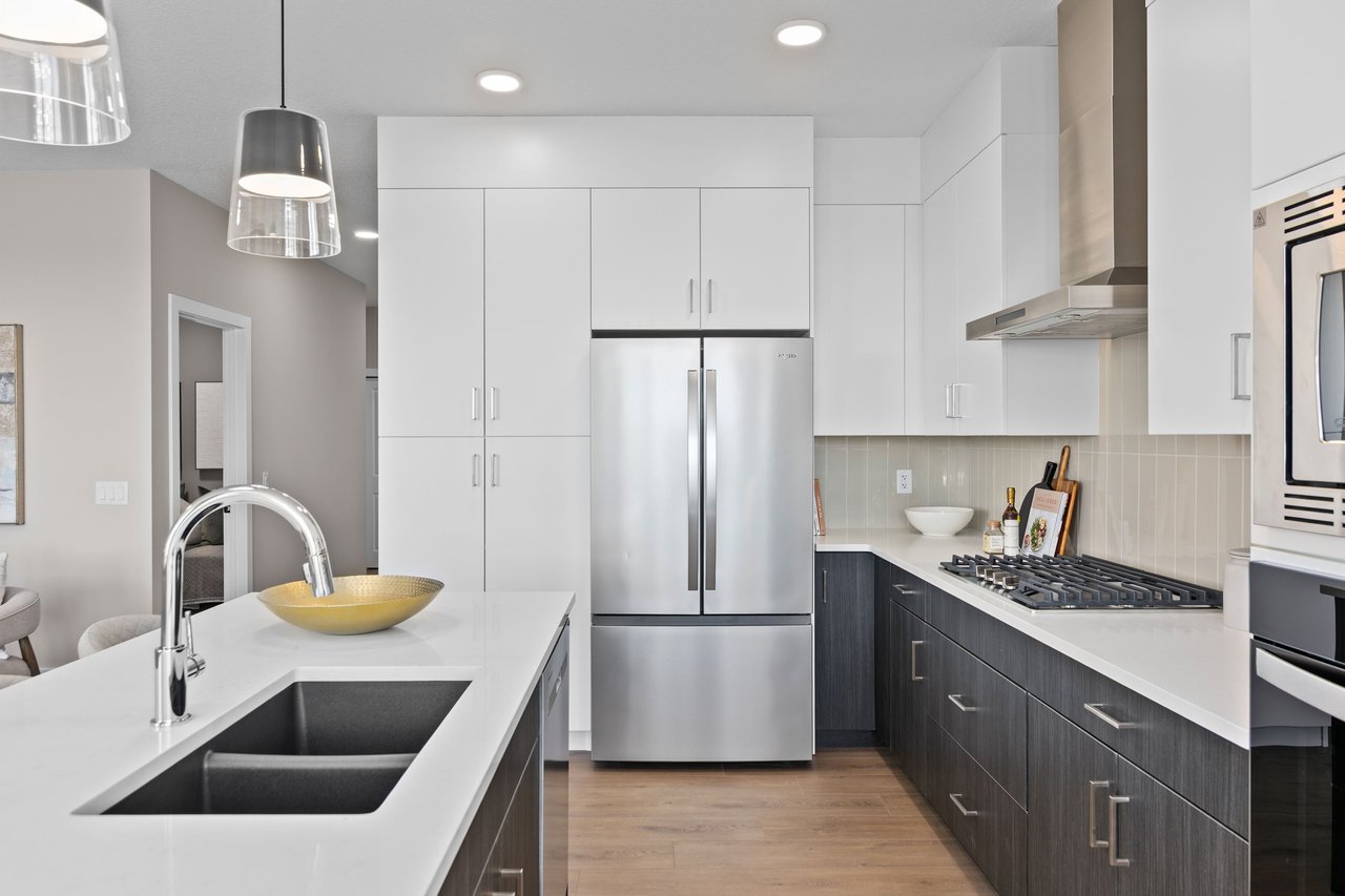 155 Belvedere Crescent SE