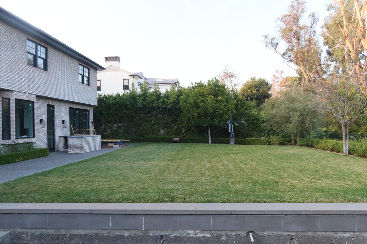 306 N Cliffwood Ave 