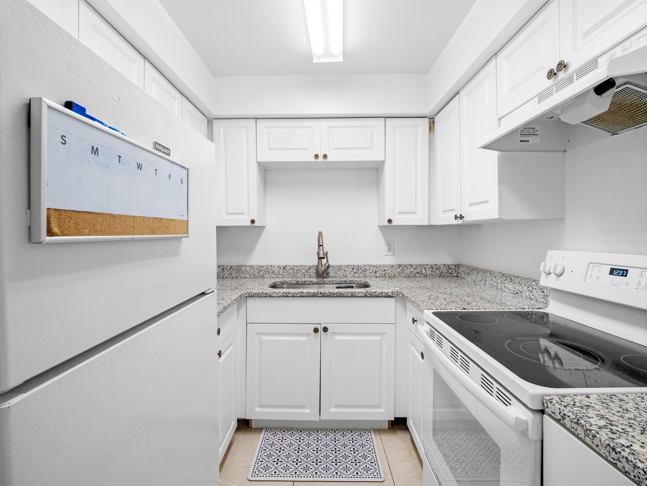 85,87,89 NW Irwin Ave
