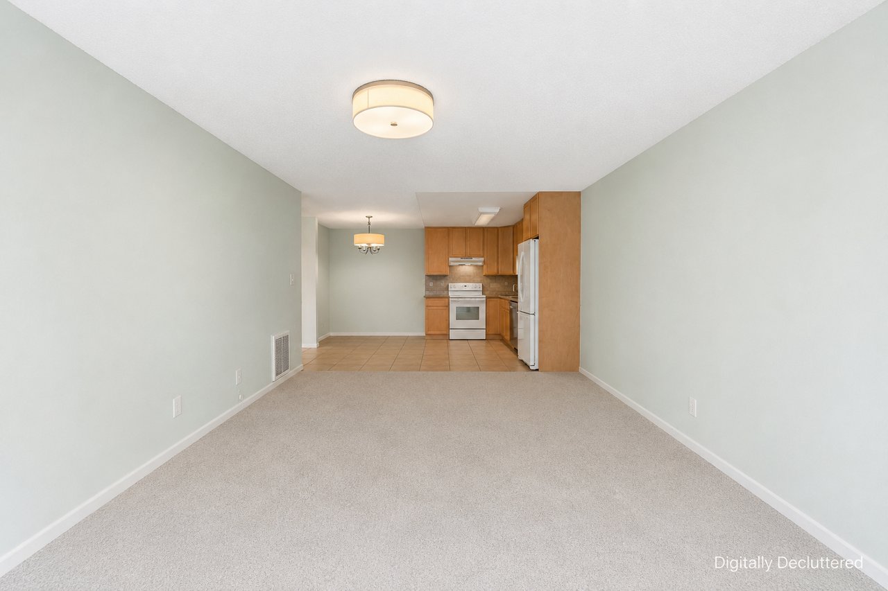 407 Orange St 206
