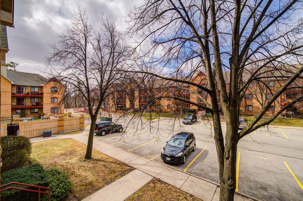#521 - 1514 Pilgrims Way Unit: 521