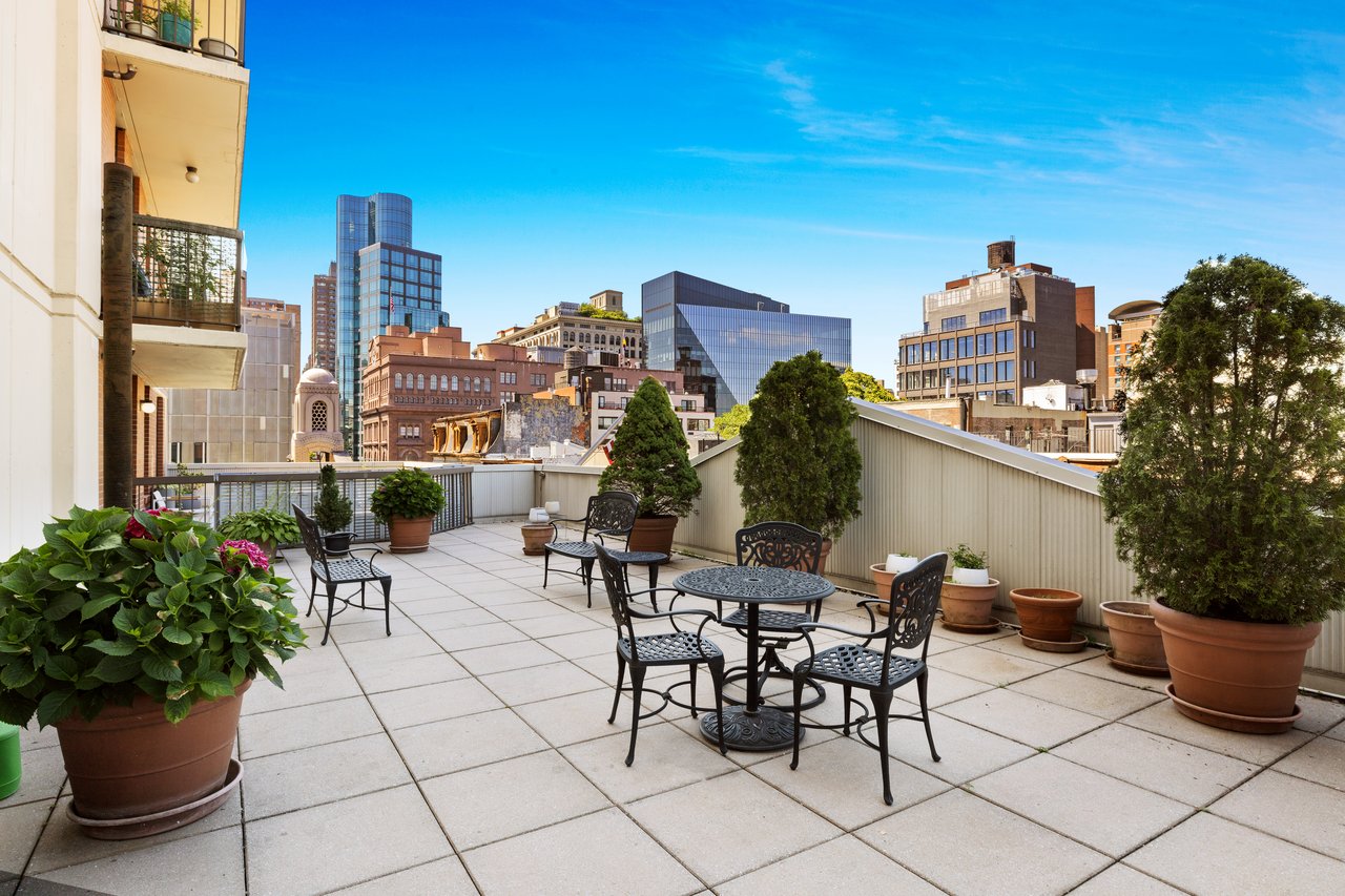 24 East 7th Street, 6C