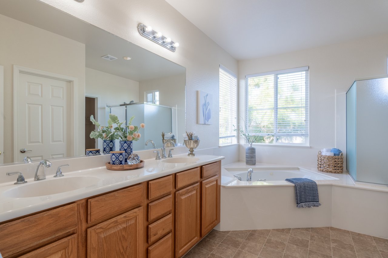 4750 Sea Crest Drive