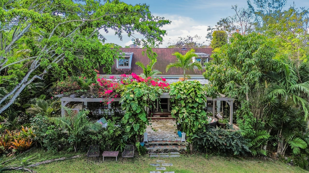 Lyford Cay | Private, Hidden Gem