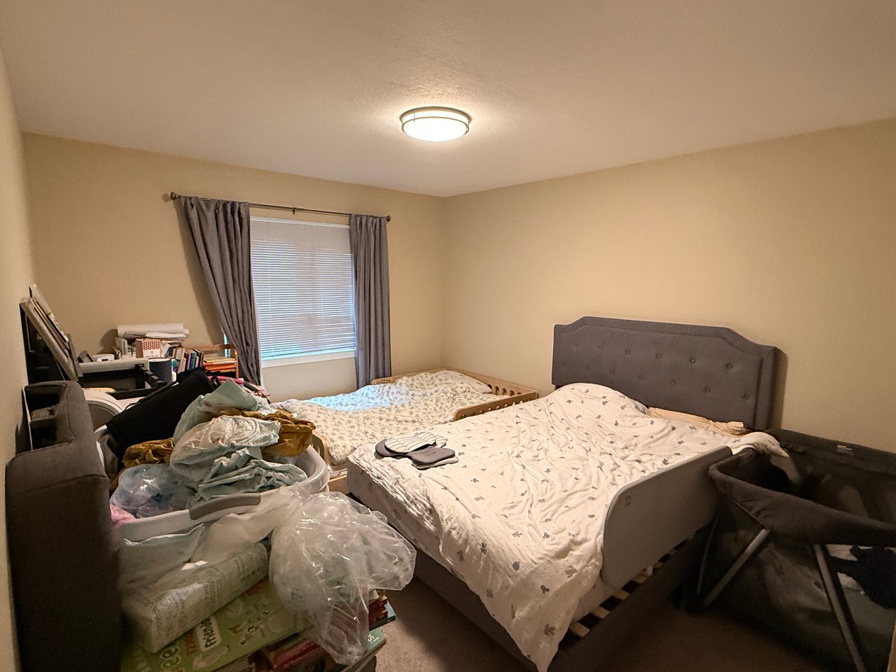 419 Piccadilly Place #3