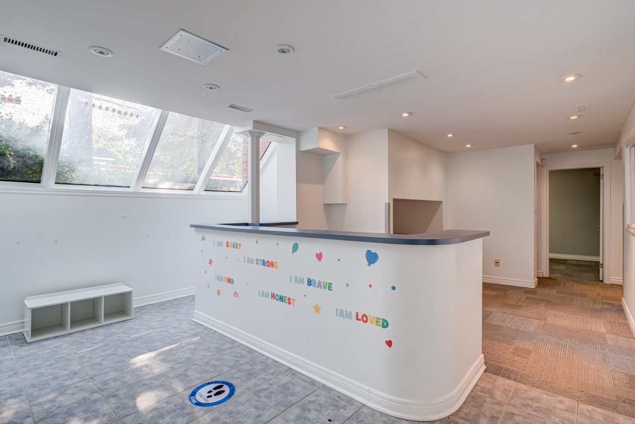 1 Rahtburn Road