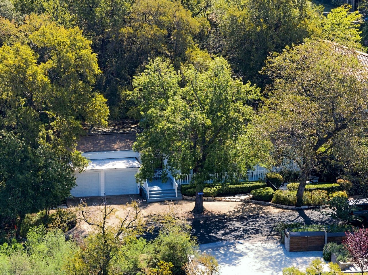 2205 Scenic Drive
