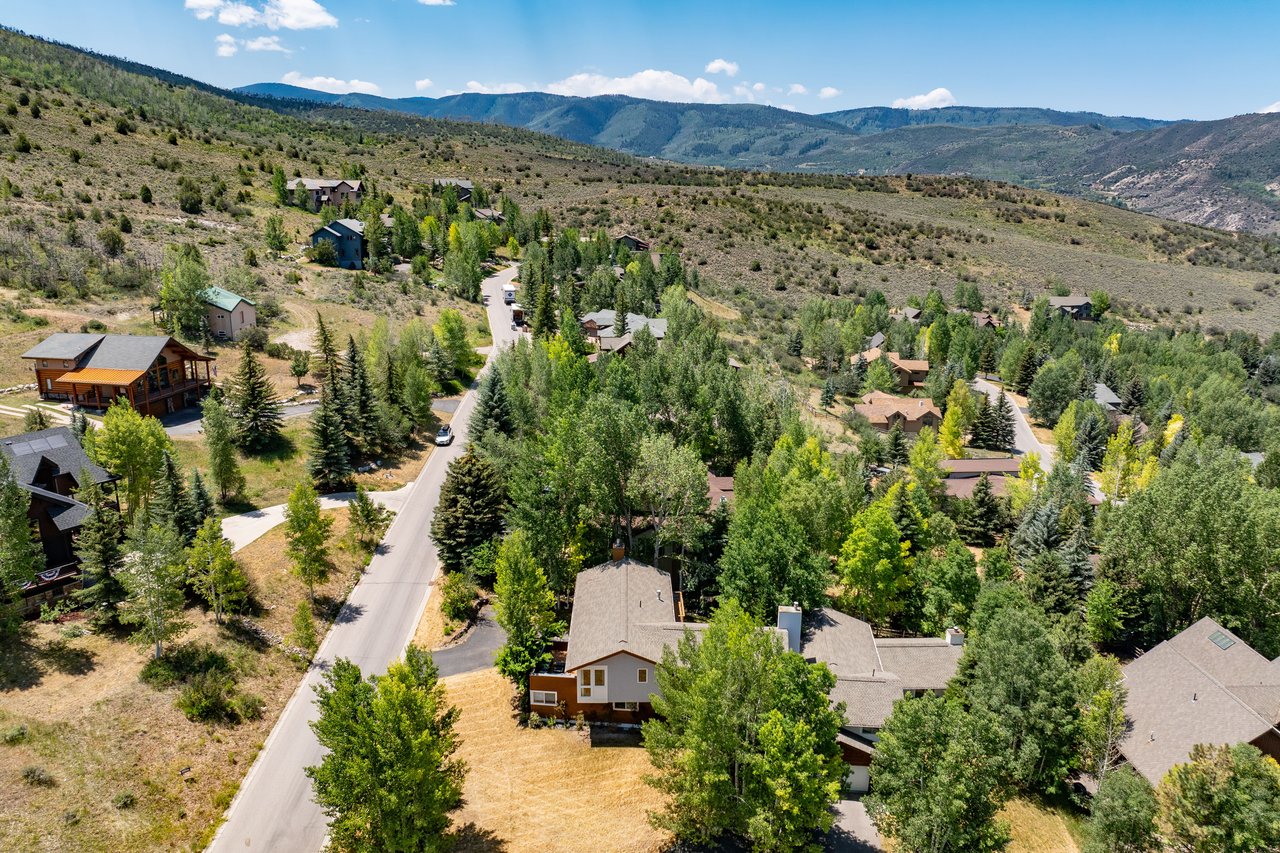 11 Russell Trail