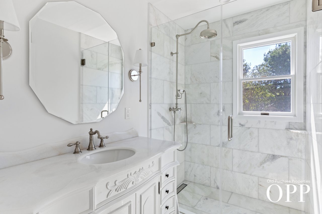 1.28 Acres of Updated Living in Brookhaven Hamlet