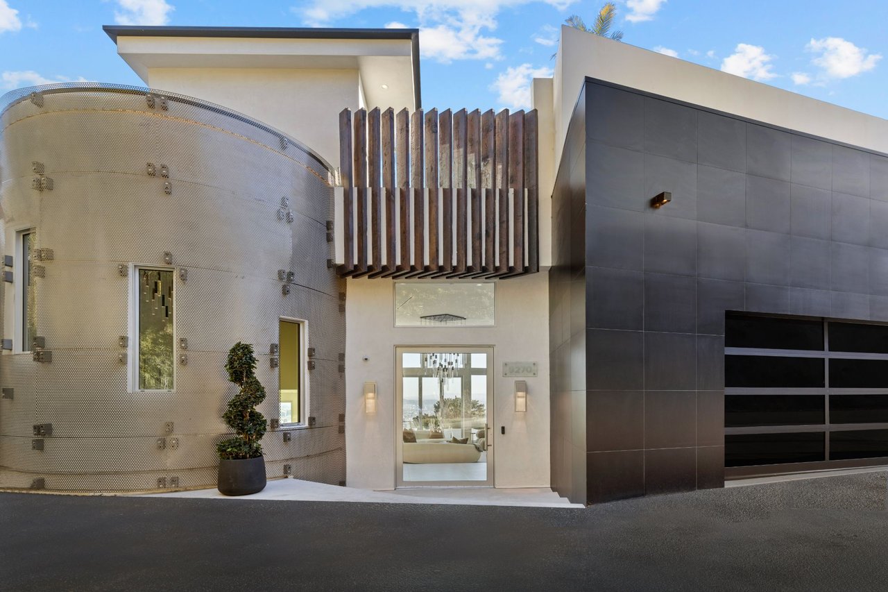 9270 Kinglet Dr, Hollywood Hills