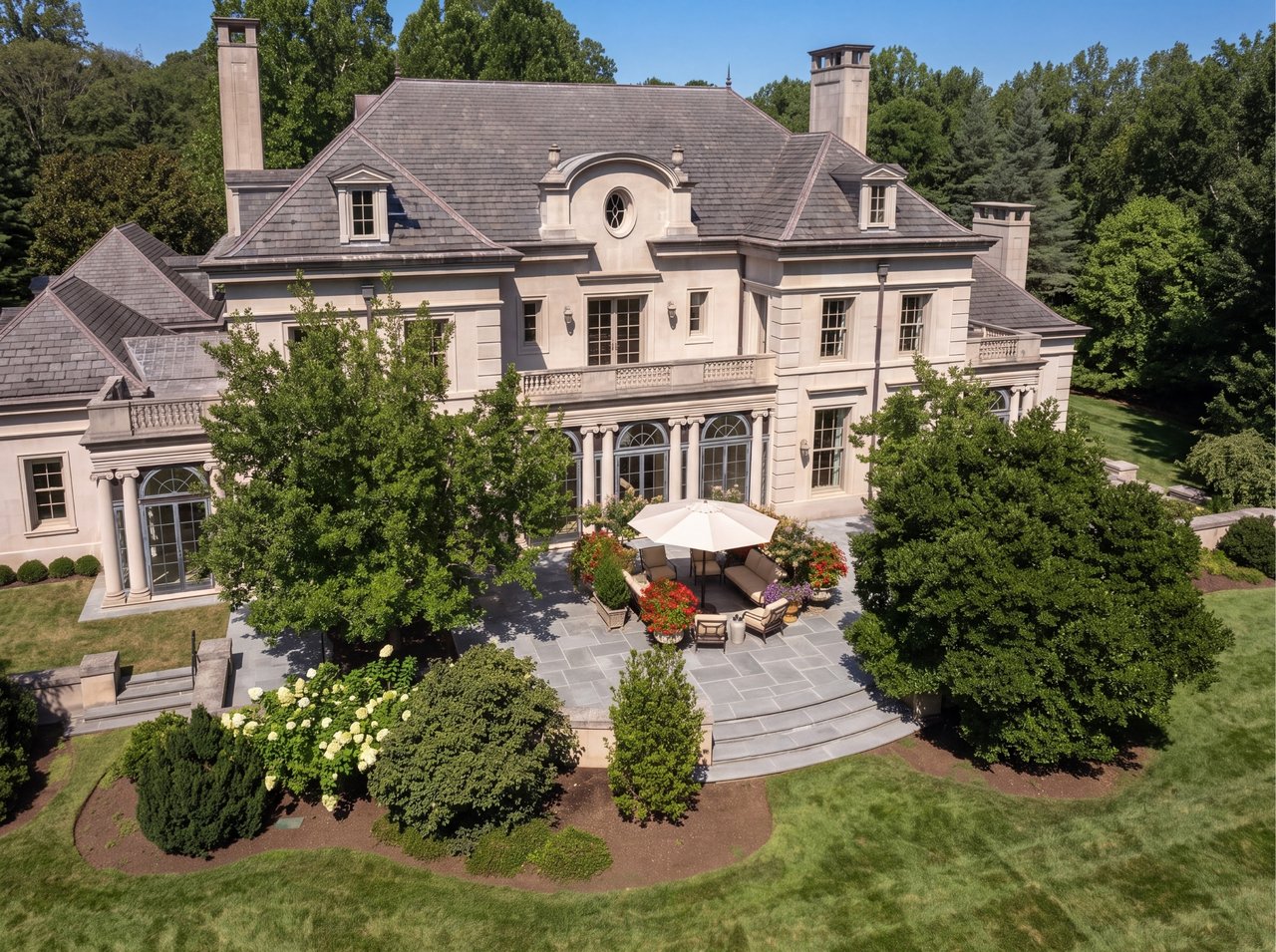 Wayside Manor