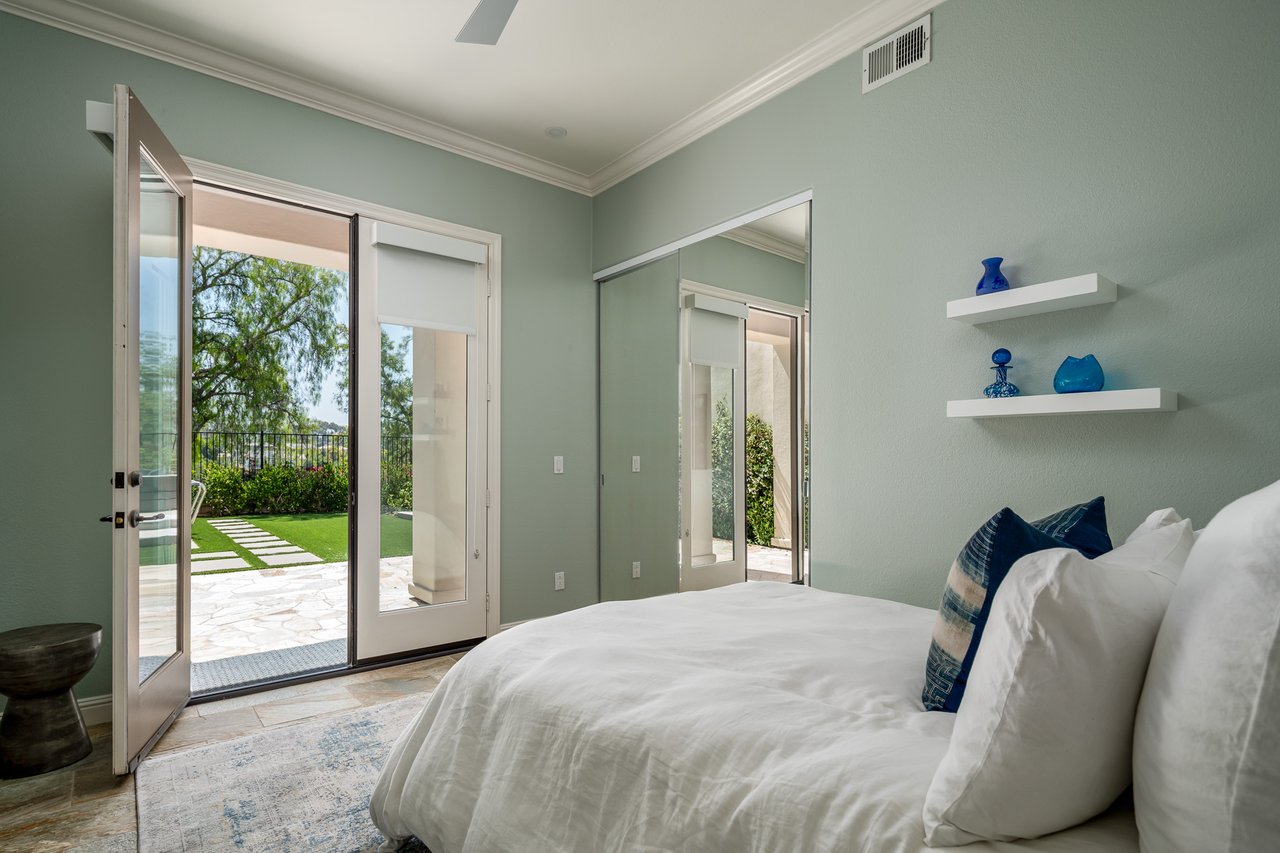MODERN LIVING IN MIRASOL