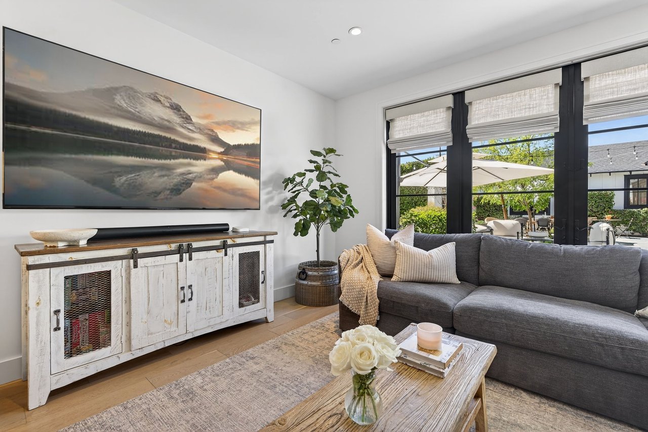 5217 E CALLE REDONDA