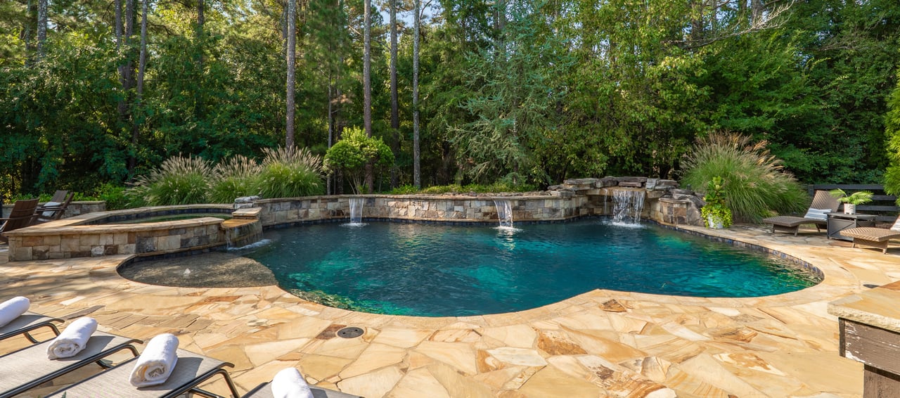 16555 Quayside Drive