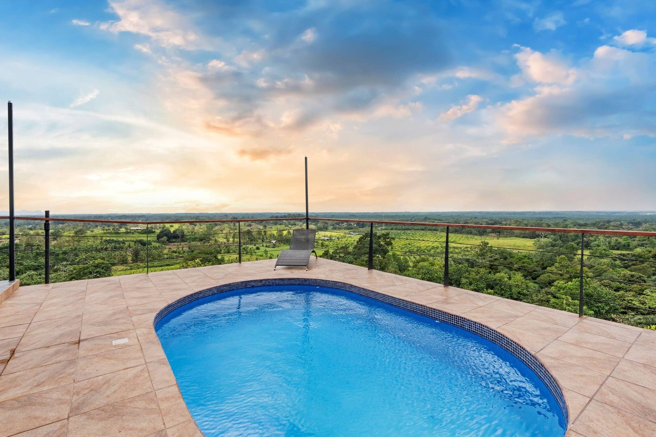 Exceptionally Private Home with Panoramic Ocean, Mountain & Sunset Views - Casa Sol