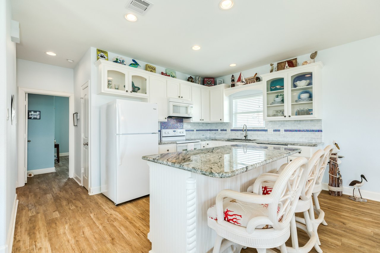516 Treaty Road: Move in Ready Home in Surfside Beach, TX