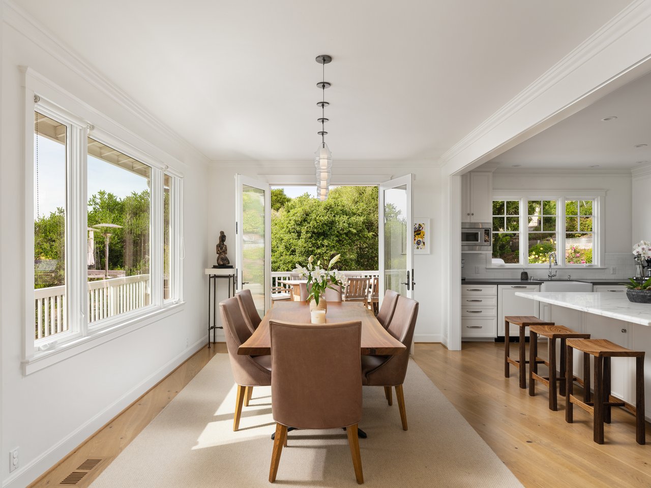 Extraordinary View Residence
