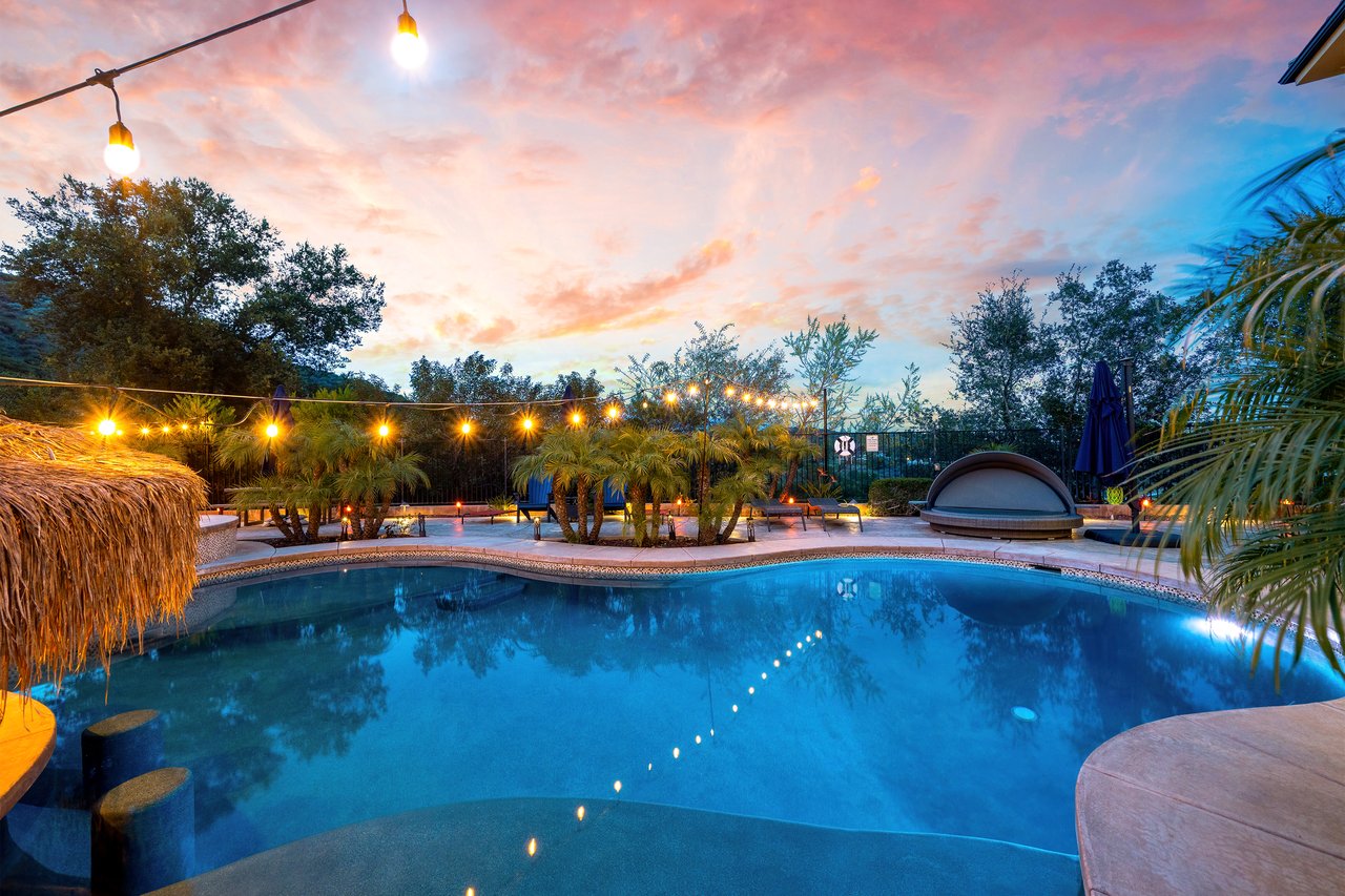 21128 Via Los Laureles