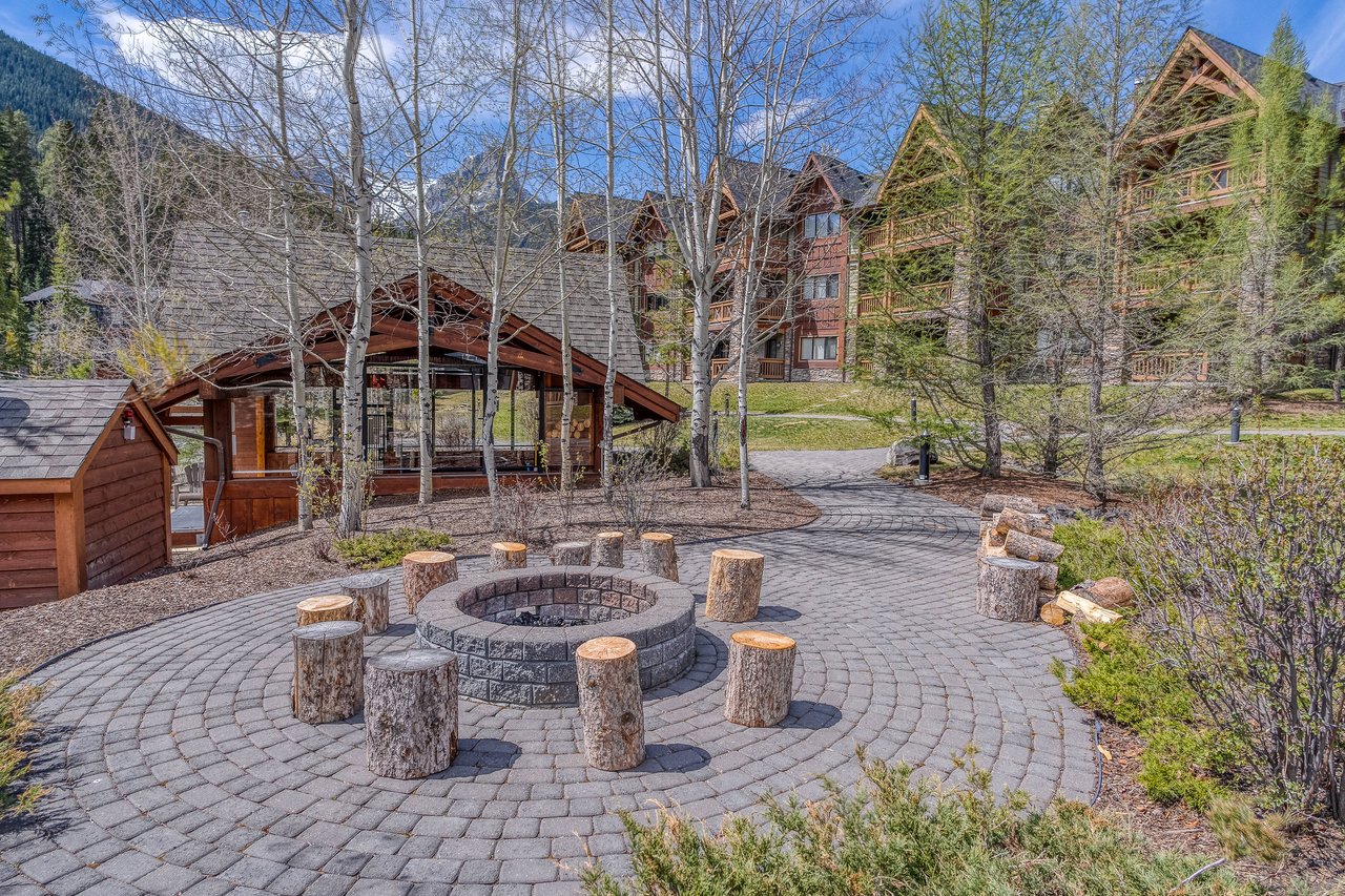 106 Stewart Creek Landing Unit: 111