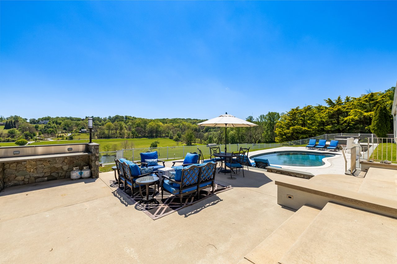 55 Acre Monkton Estate Farm