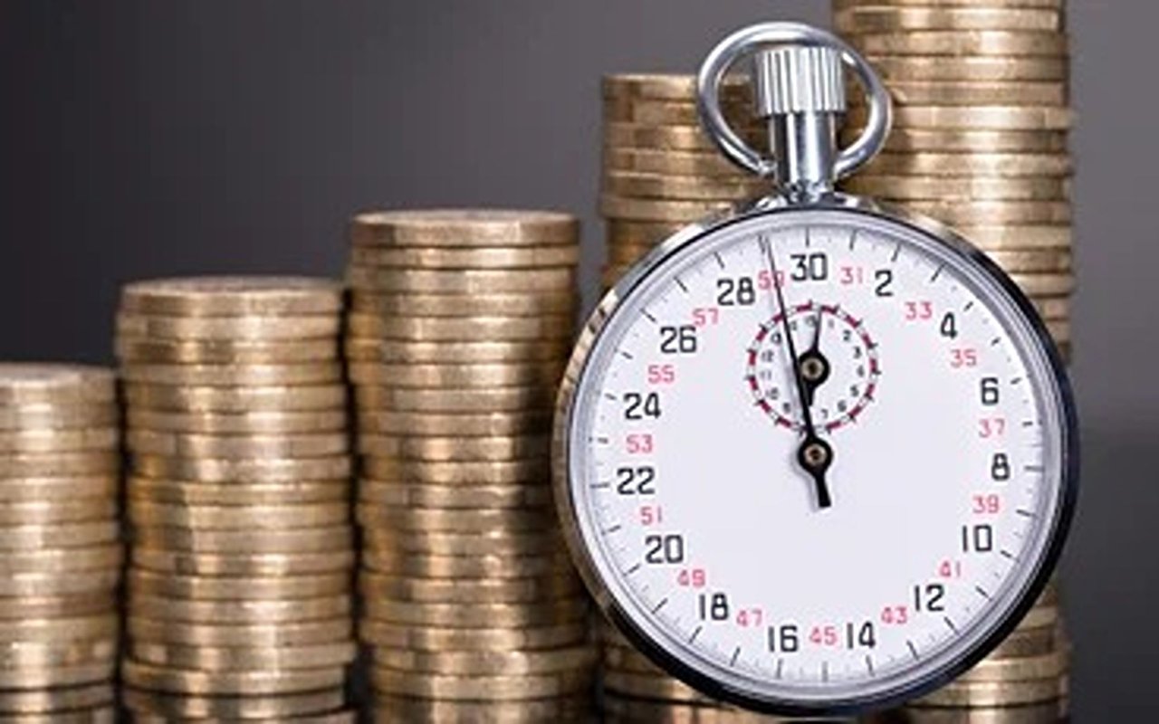Getting the Highest Price in the Shortest Time