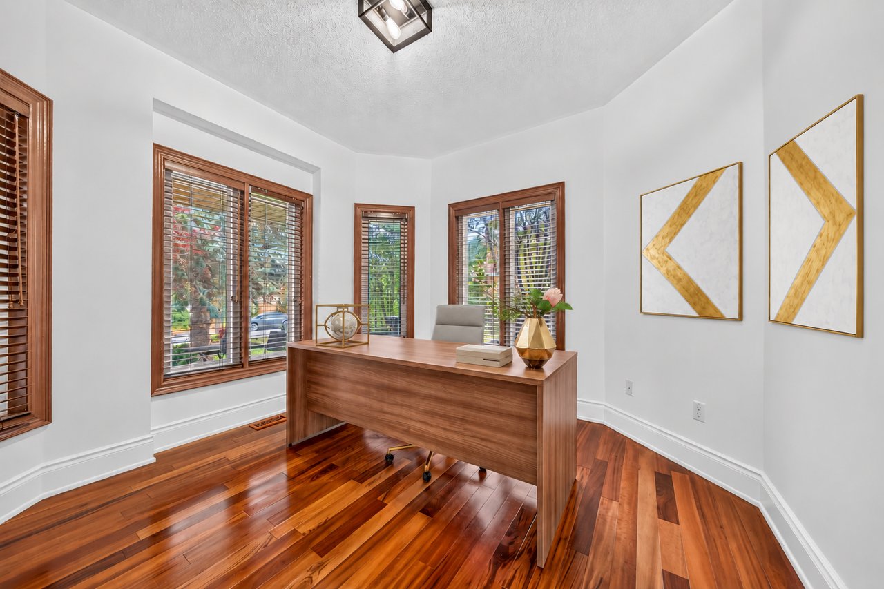785 Quantra Crescent