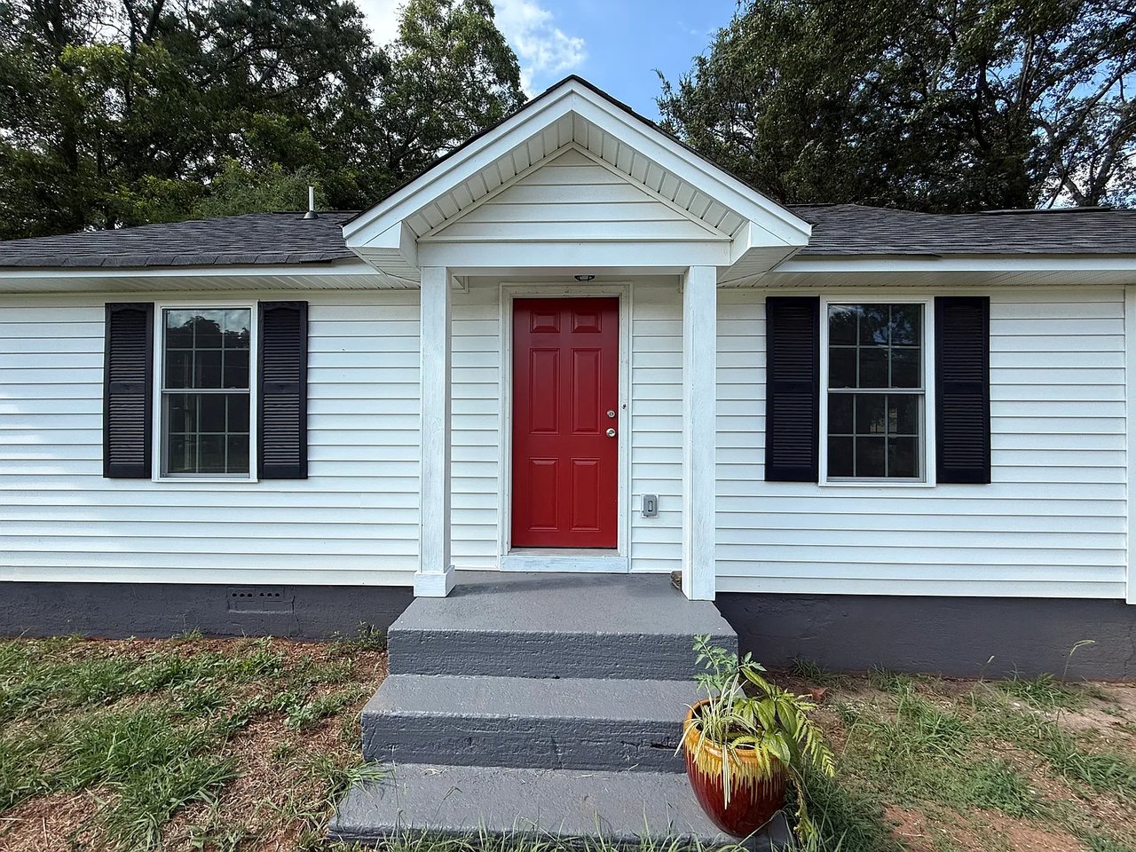 84 N Main St. Inman SC 29349