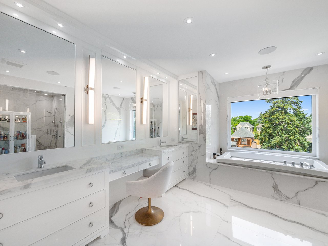 Ultimate Luxury In Bedford Park