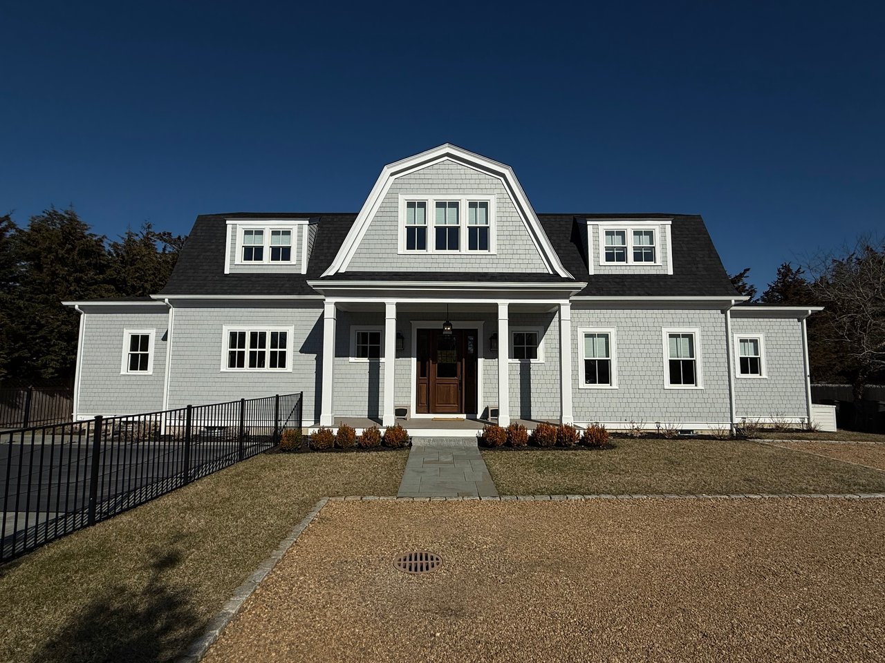 4 Evelyn Way