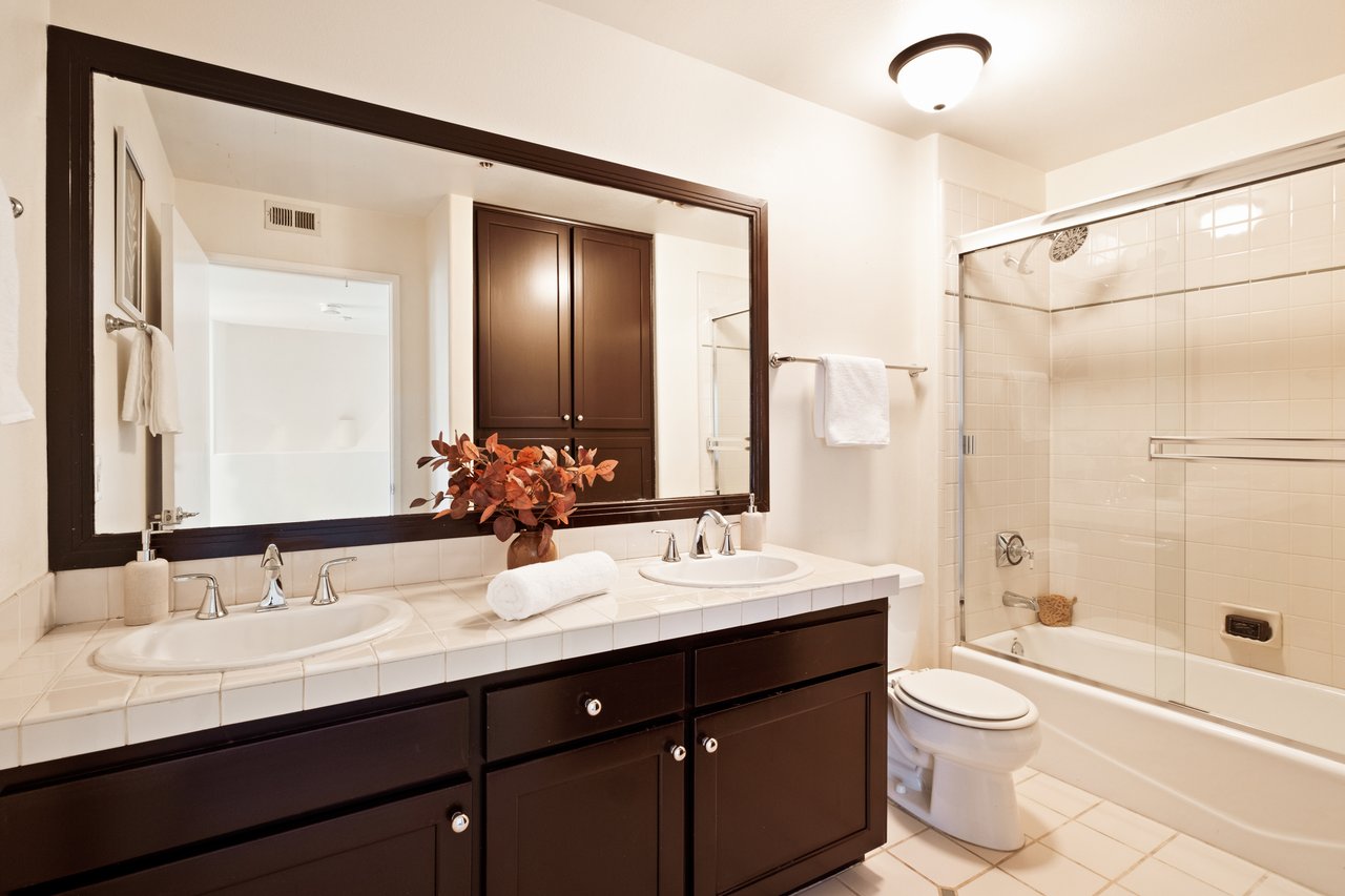 1212 Ocean Park Boulevard #2, Sunset Park