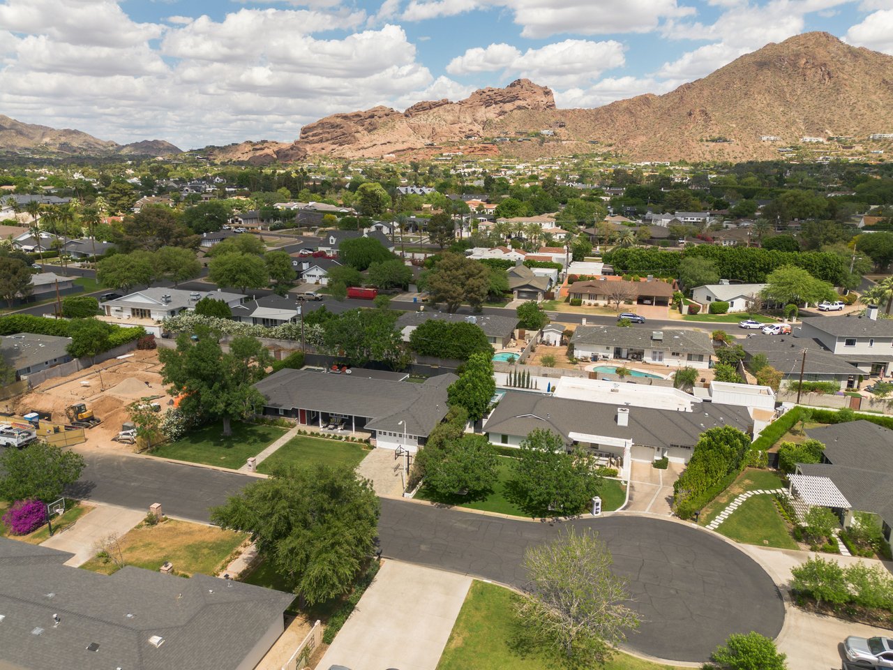 4618 E CALLE VENTURA