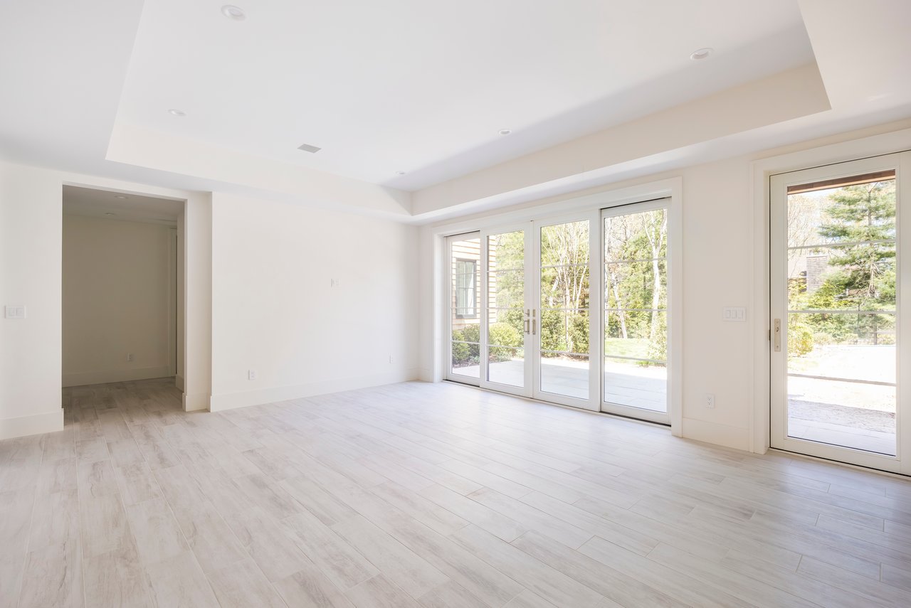 21 Ocean Pkwy, East Hampton