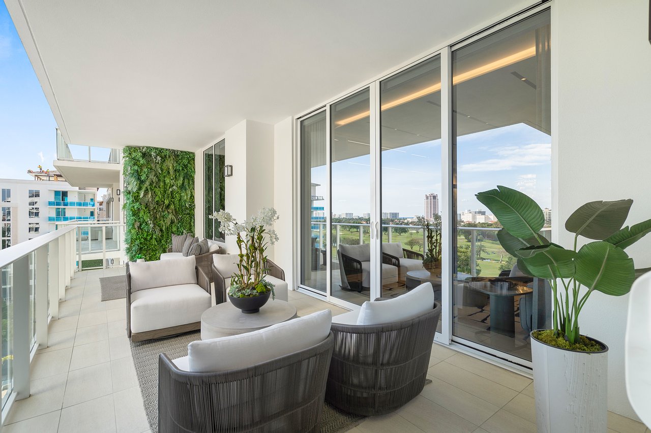 200 SE Mizner Blvd #809
