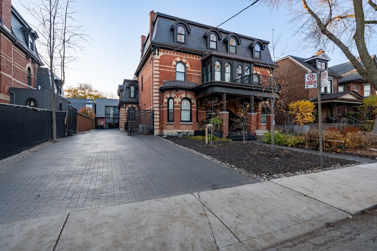 38 Beaconsfield Ave 