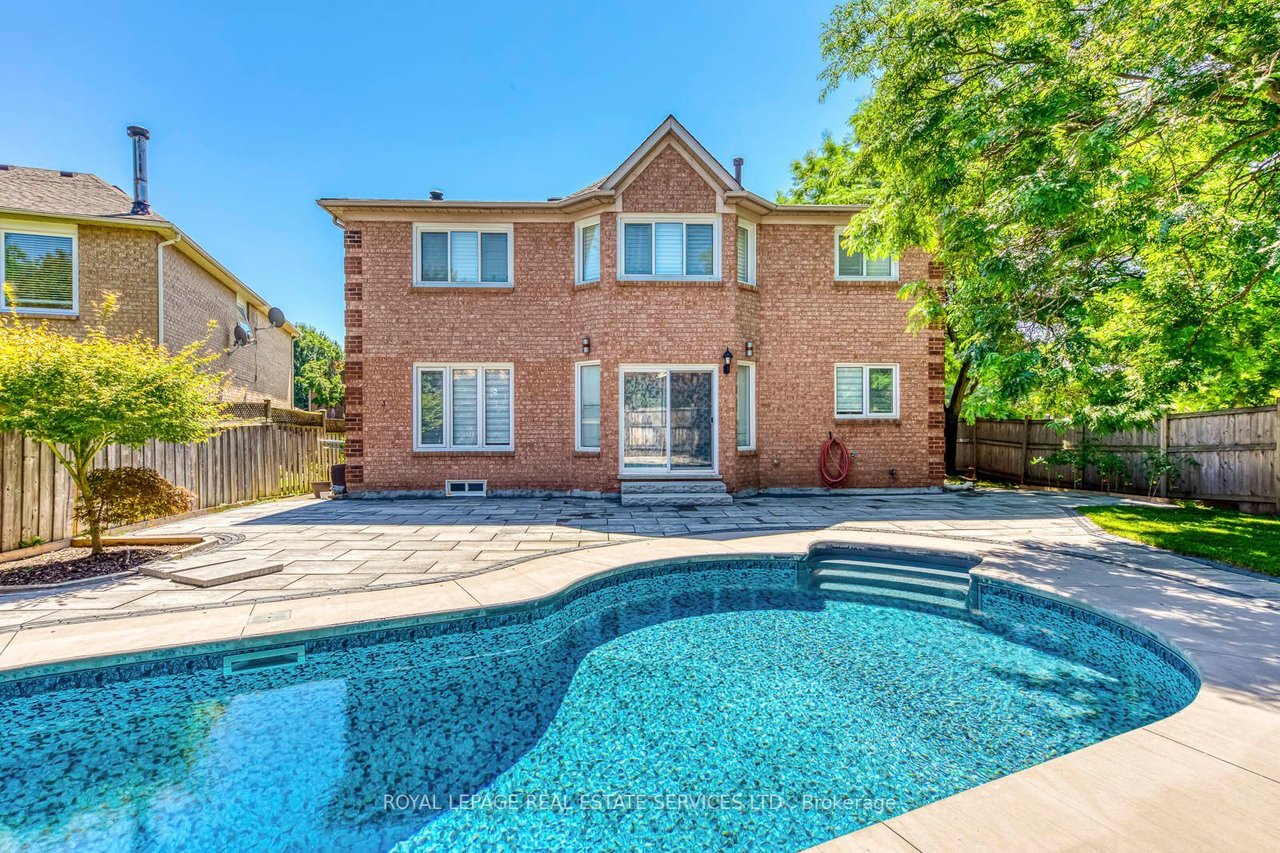 1405 Wheelwright Rd