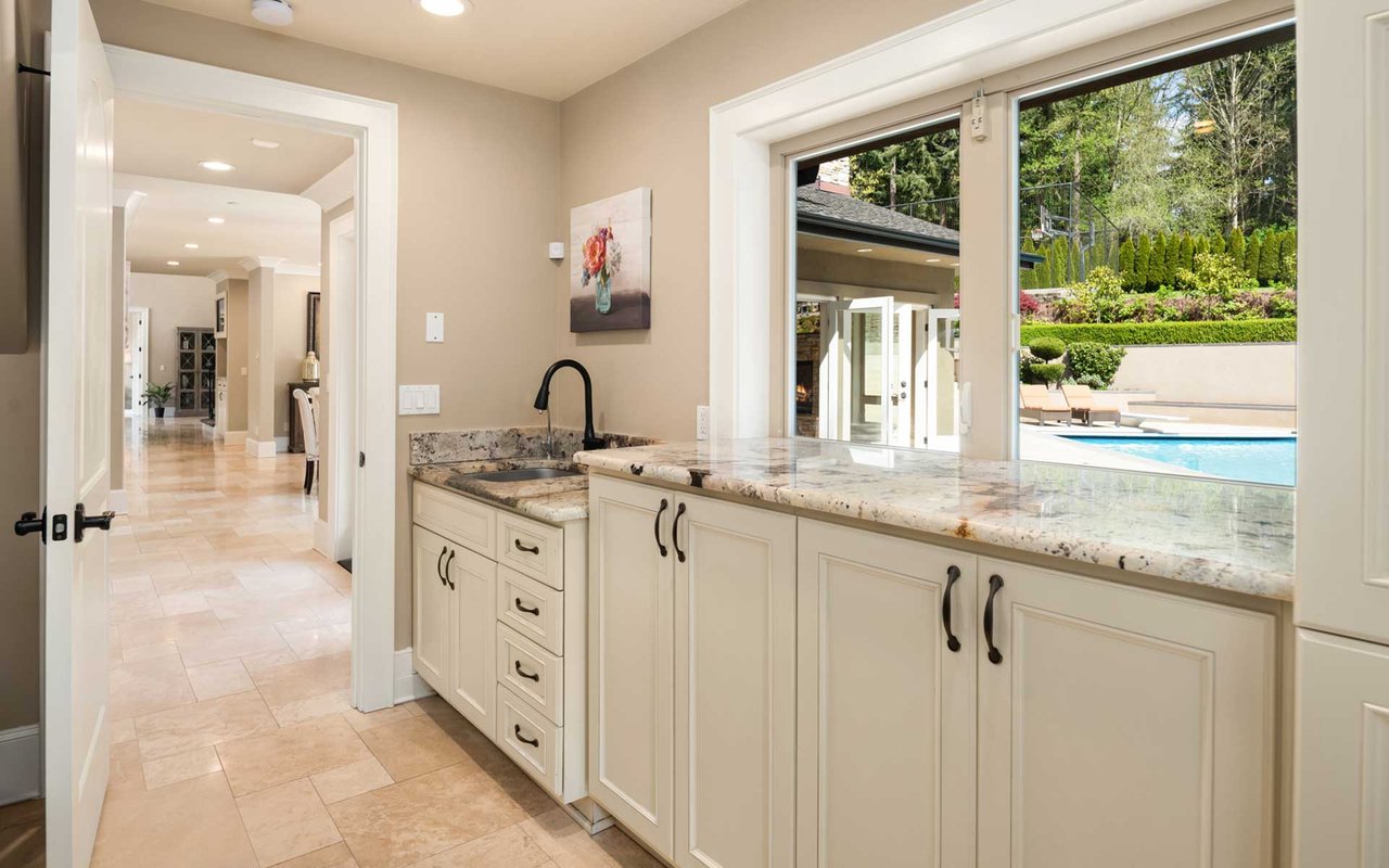 Private, Tranquil Resort-Style Living in Redmond’s Starwood Neighborhood