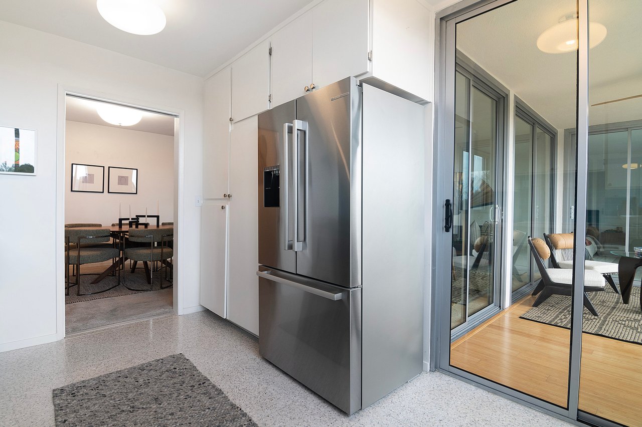 8701 Delgany Ave, #208