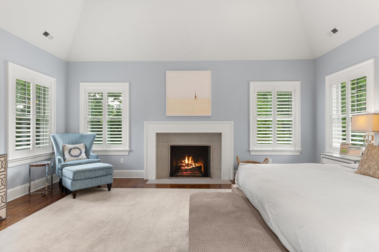 2 Brook Lane, Westport