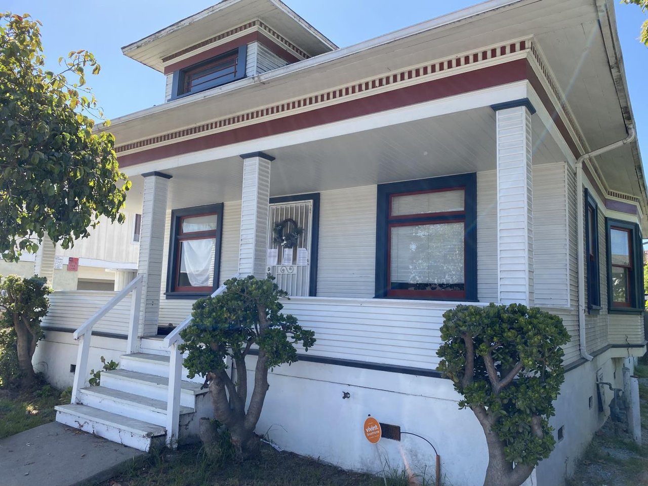 416 Front Street