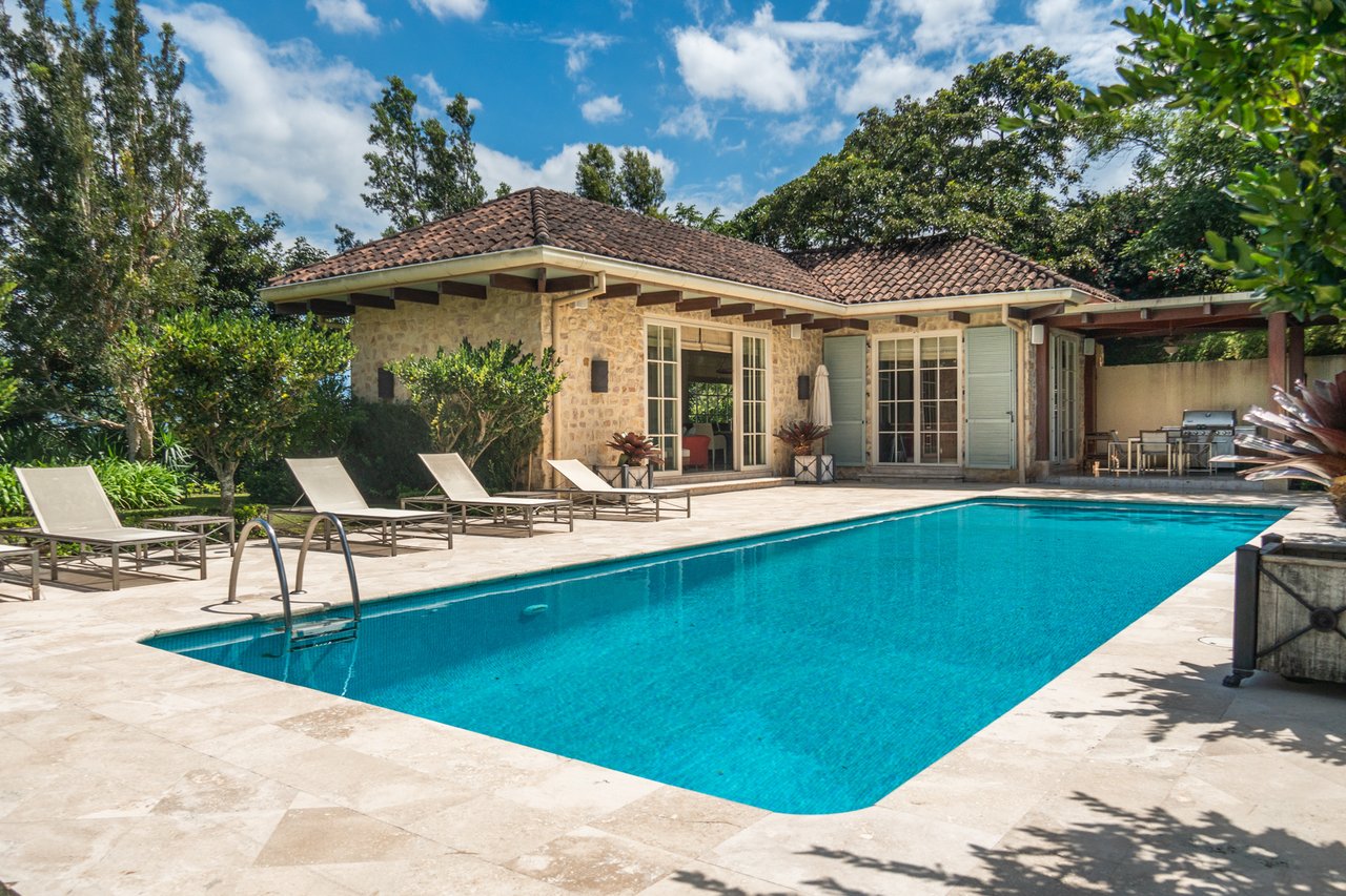 Fully Furnished Private Mansion