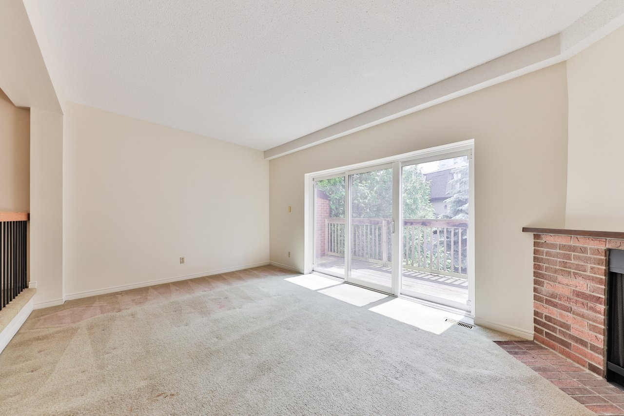 1160 Walden Circle #11