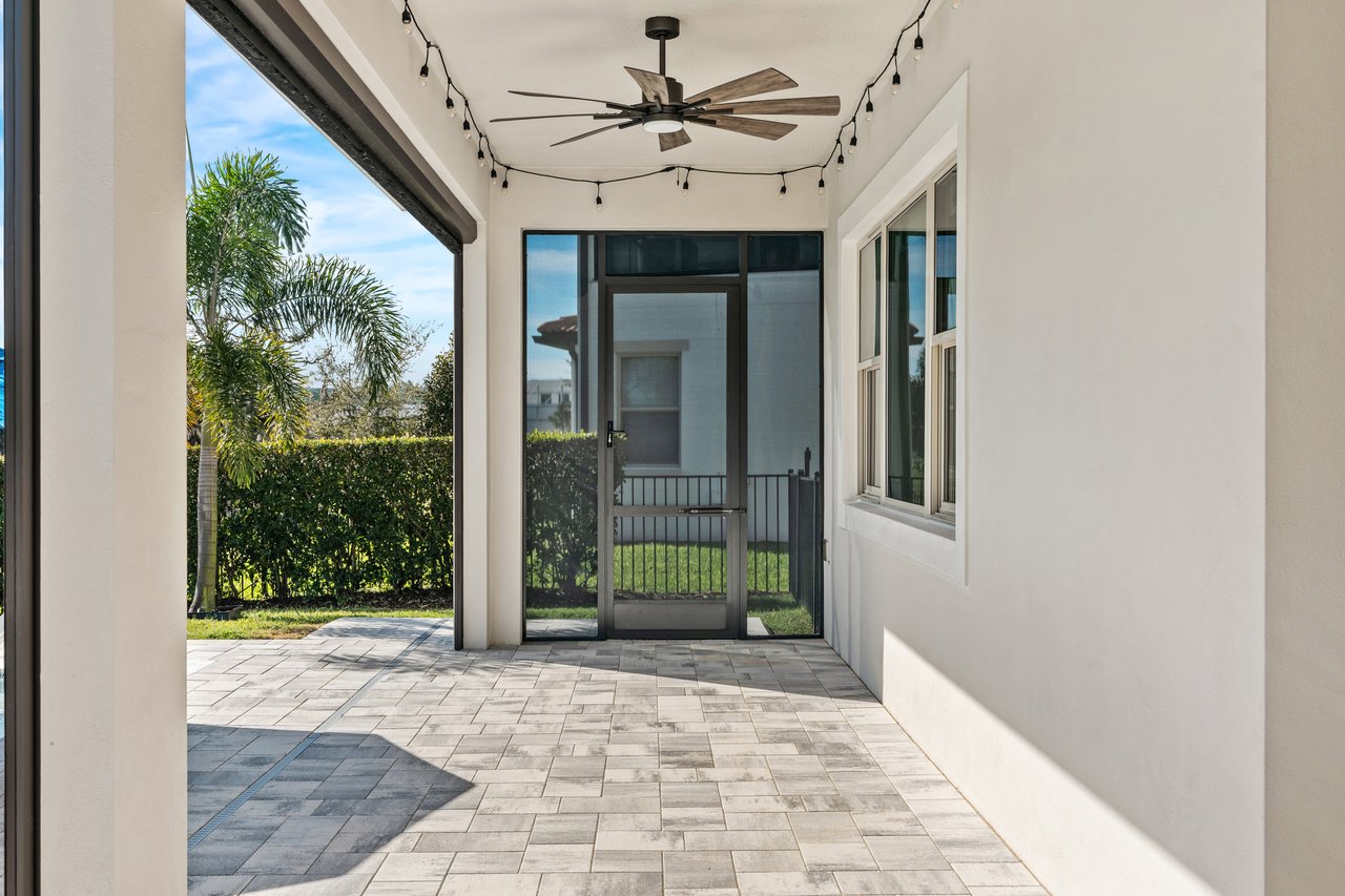 15606 Shorebird Lane