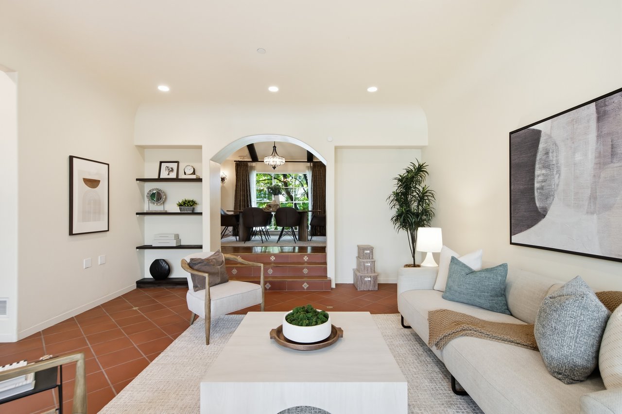 122 Castilian Way